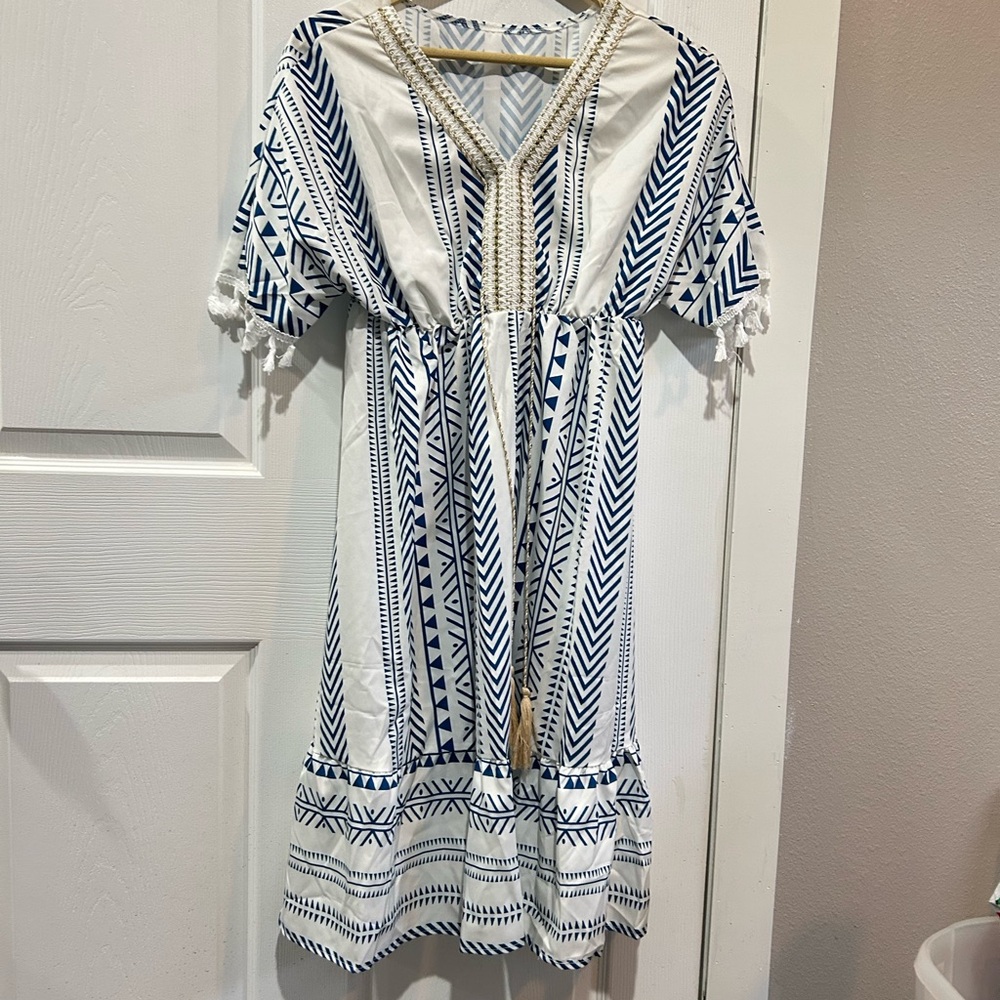 Cute dress . No label .NWOT